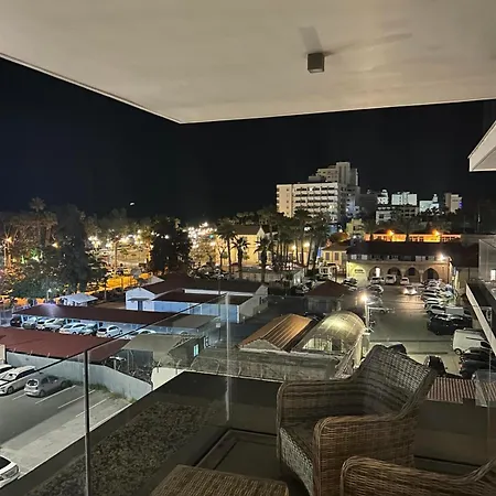 Luxury Seaview Palm Apartment Larnaca